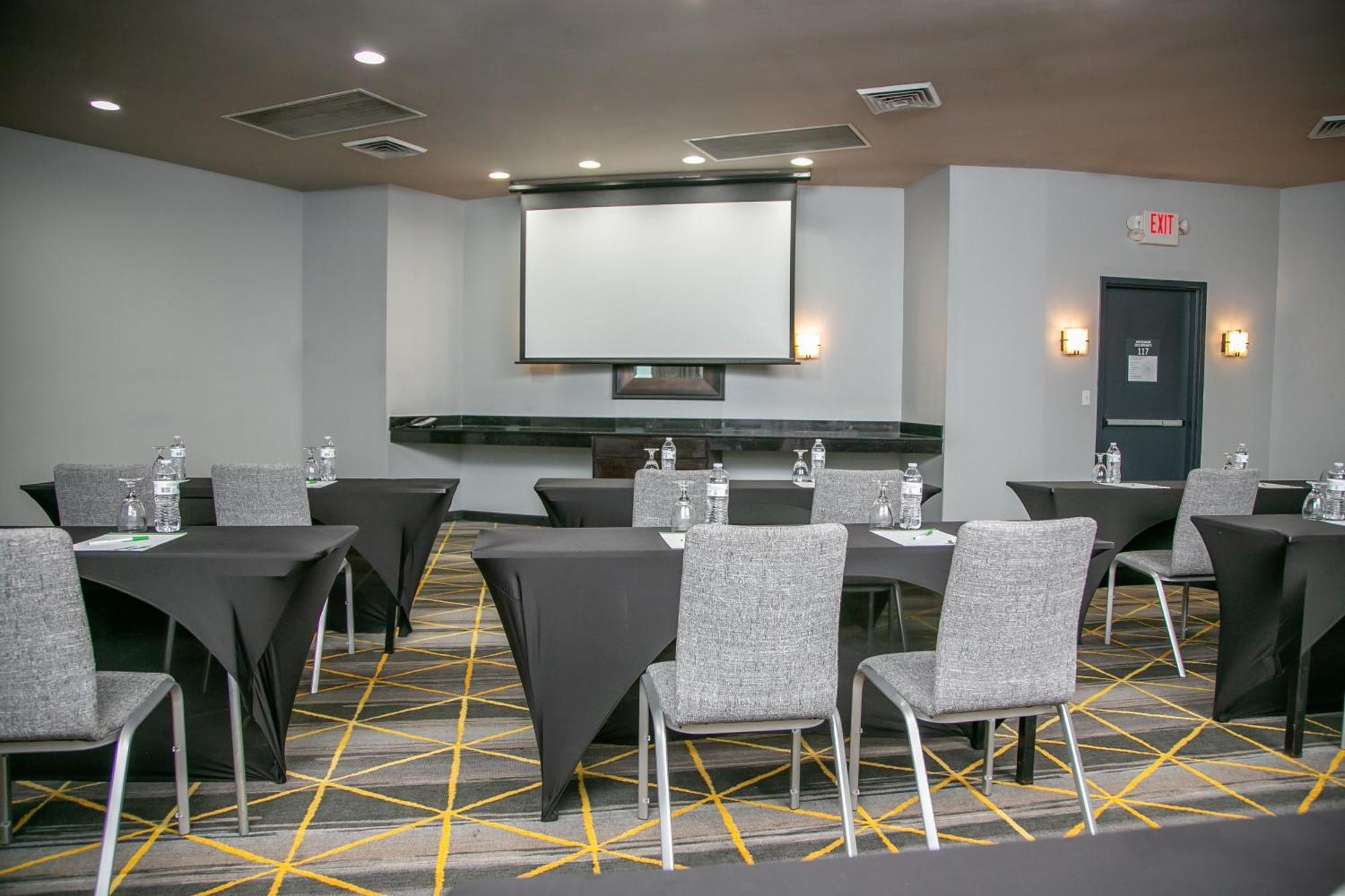 Holiday Inn New Orleans West Bank Tower By Ihg Gretna Exterior foto
